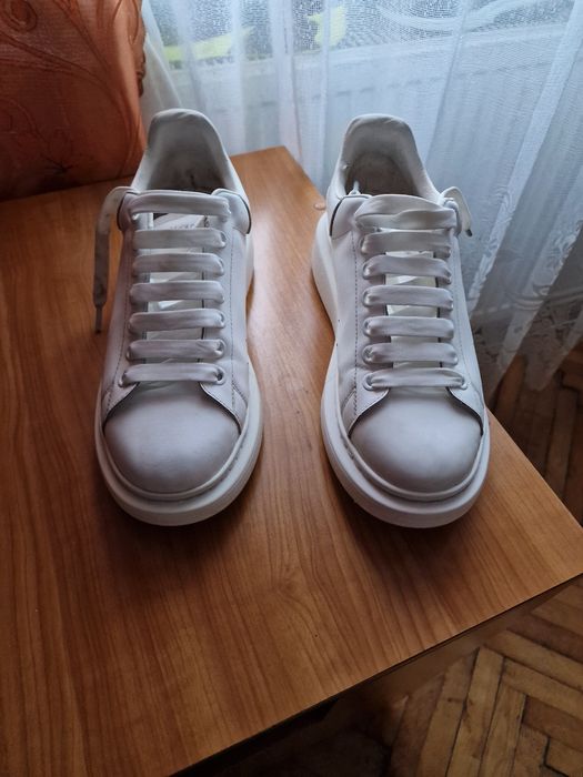 Adidasi Alexander McQueen.under armour