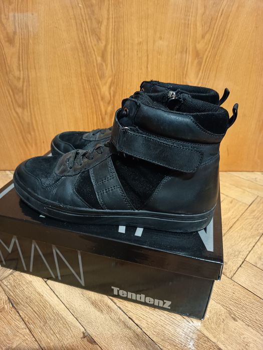 Мъжки боти от естествена кожа