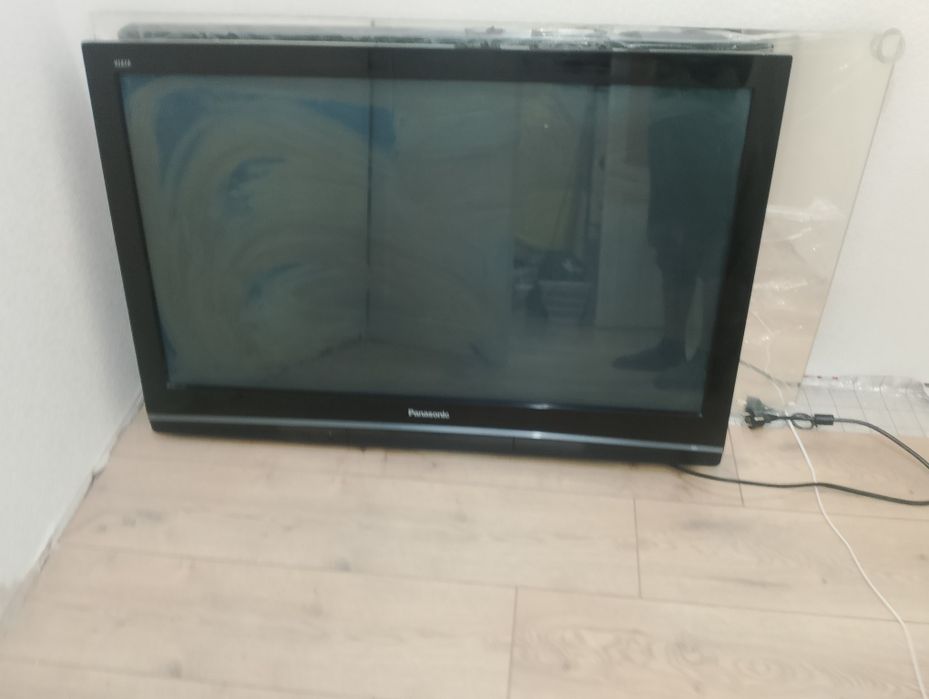 Panasonic диагональ экрана 120см.
