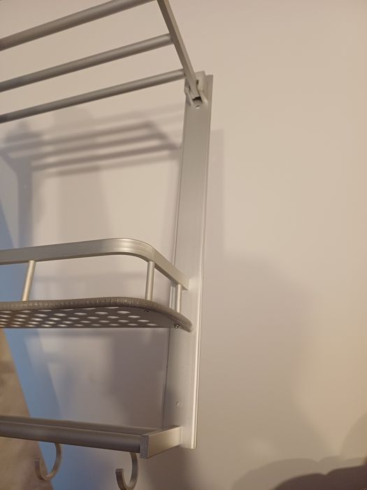 Raft de baie din aluminiu, suport cu 3 etaje , recipiente si prosoape