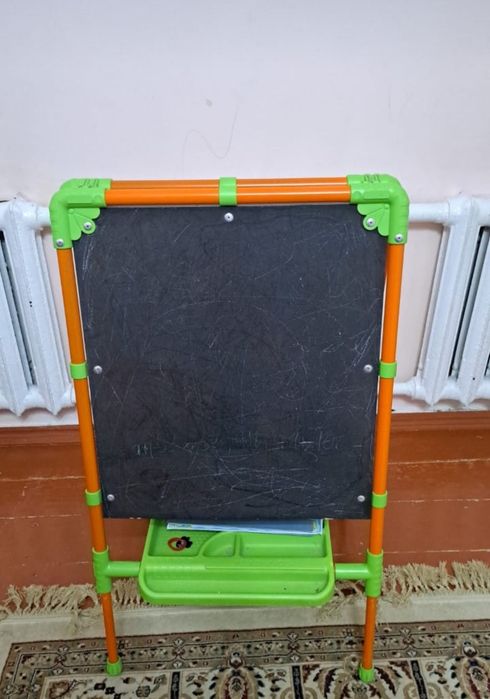 Детская развивательная доска