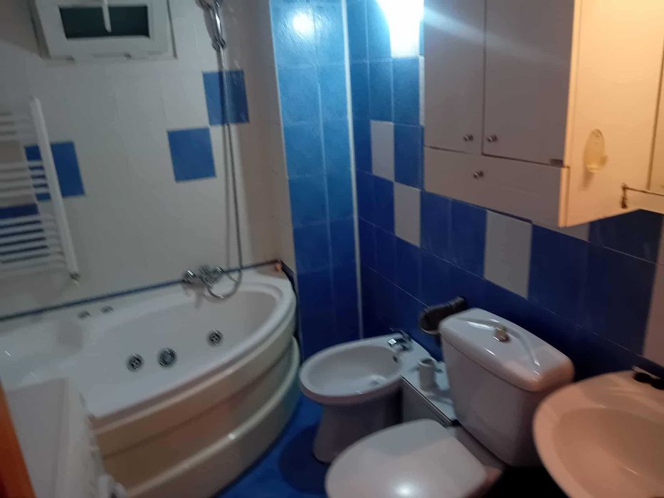 Ap 2 Cam 1 Mai lux la cheie bloc nou 65mp decomandat mobilat centrala