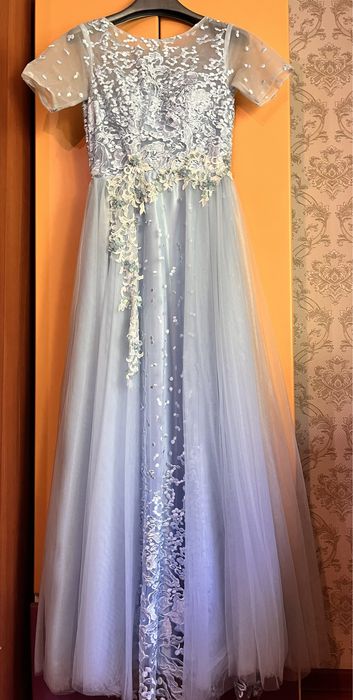 Красивые платья для вечеров и выпускных