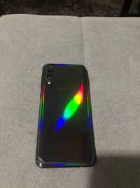 Samsung A50 telefoni