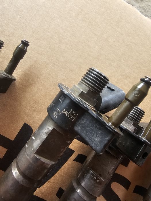 Injector bmw x6 3.0 4.0 E5