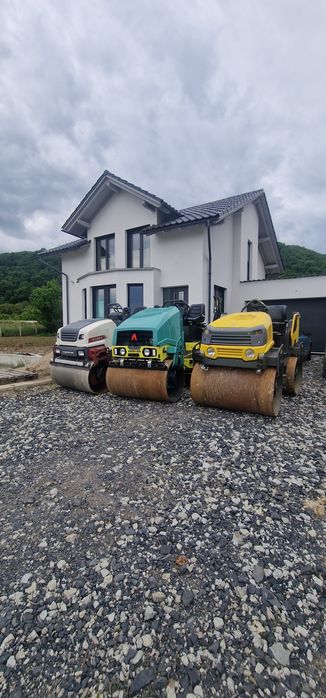 Închiriez cilindru compactor