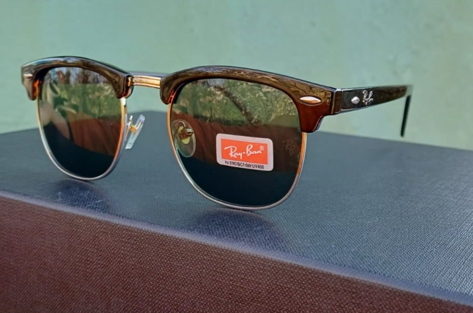 Ochelari Ray Ban Clubmaster verde