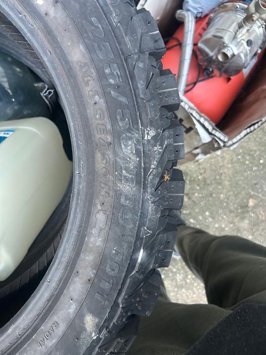 Anvelope iarnă 235/55/19