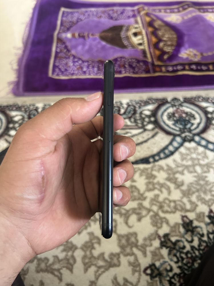Iphone SE 3. 2022