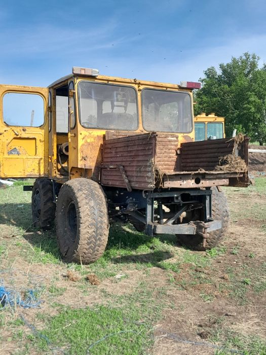 Самодельный трактор Двигатель от Москвича.