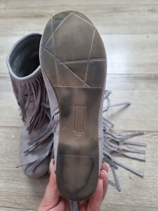 Botine ușoare cu franjuri, mărimea 38