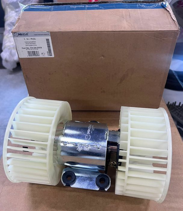 Моторчик печки на Е39, Е53