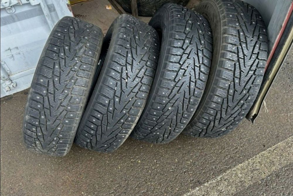 Шипованные шины Nokian R17 225/65