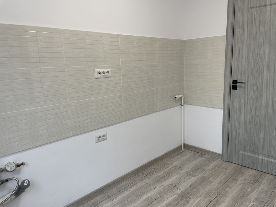 Vanzare apartament 3 camere Bercen-Emil Racovita