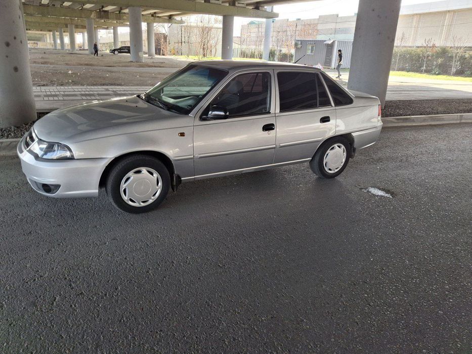 Срочно сотилади. Nexia 2  1.6m