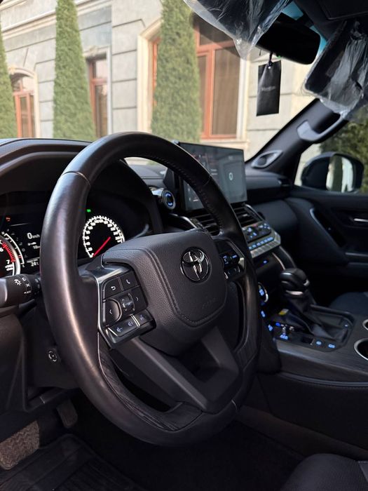 Toyota Land cruiser 300