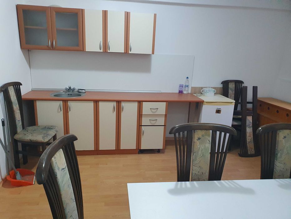 2ст+бокс,монолит,60кв.м.,ет.1,Болницата