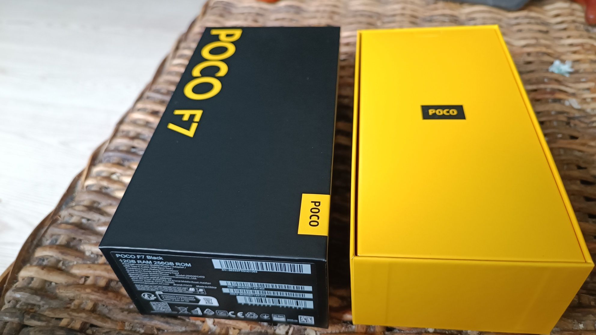 Poco F7 ,12GB/256GB