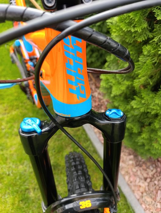 Планински велосипед Мекица GIANT REIGN за скачане. 27,5/XL