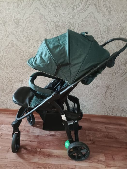 Продам коляску прогулочную