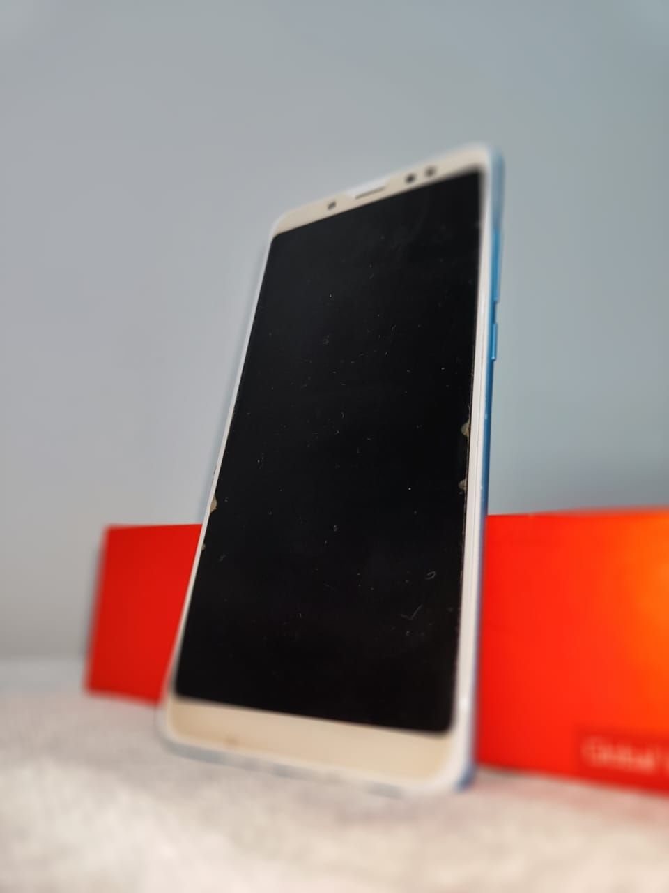 Продам телефон Redmi Note 5