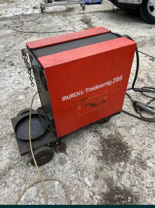 Трифазно ЦЕО СО2 заваръчен апарат телоподаващо 300амп