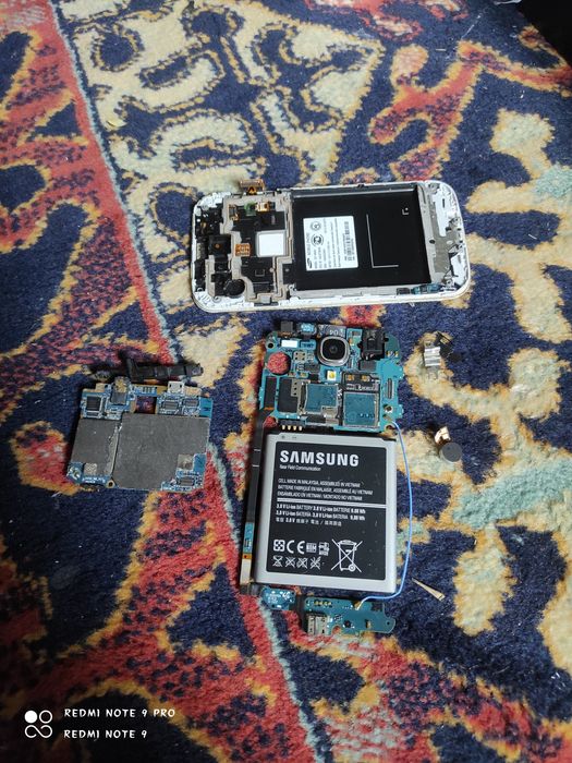 Материнские платы, galaxy s4, плата рабочая, экран сломан