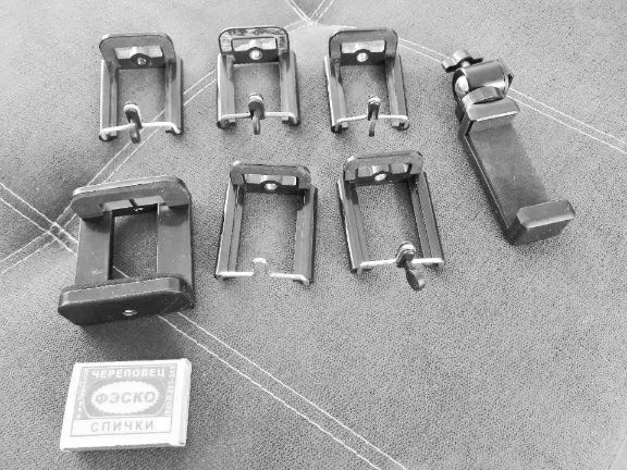 дepжaтeли фикcaтopы зaжимы тeлeфoнoв и cмapтфoнoв