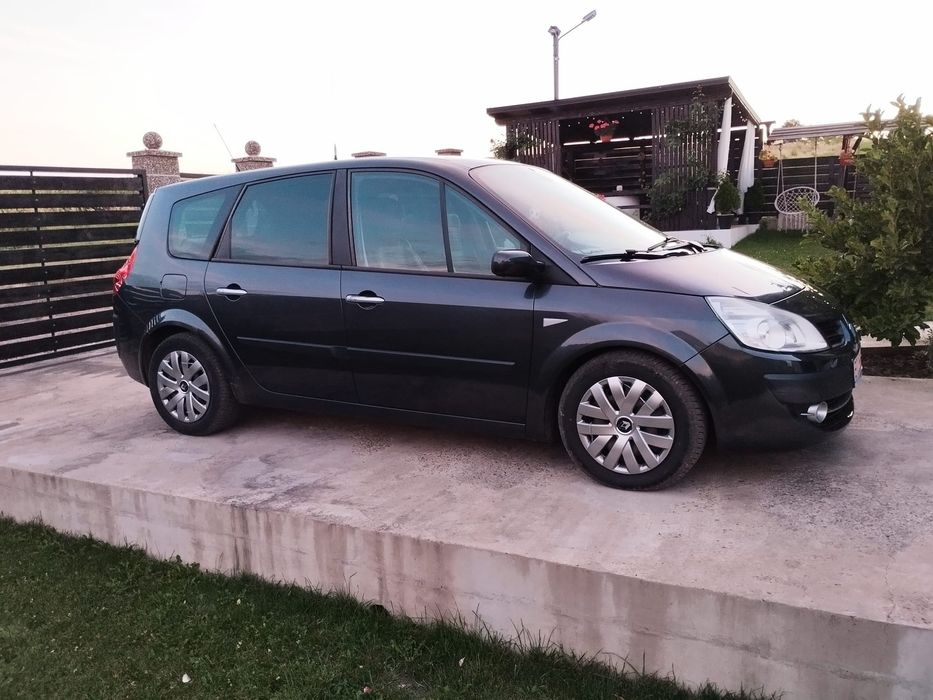 - Renault grand scenic 
An 2007 
Motor 2.0 cp 150
Cutie manuala 6+1
Se