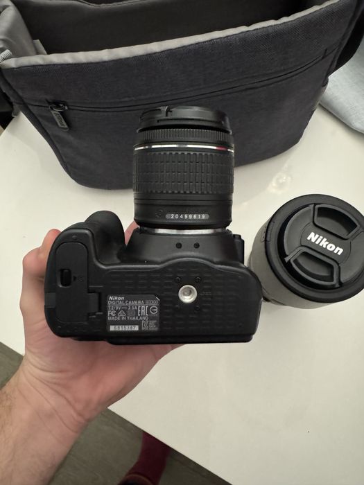Aparat foto DSLR Nikon D3300 (2 obiective 18-55 mm si 55-300)