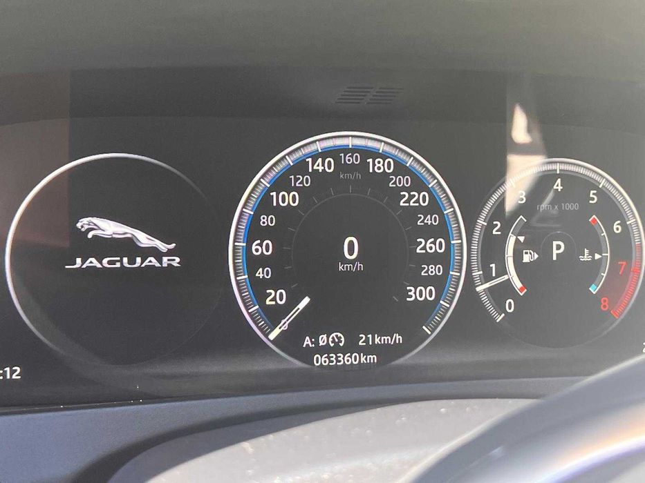 Jaguar XE ~ 2.0 ~ 250 CP ~ Benzina ~ Euro 6 ~ 63.360 km