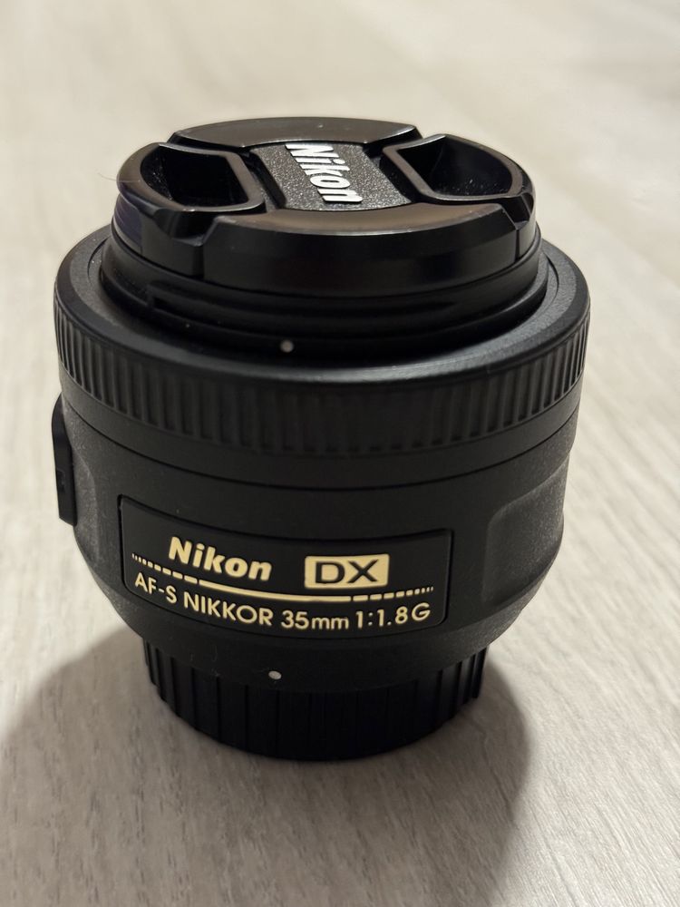 Nikon d7100 pachet complet - 3 obiective, flash extern, 2 baterii, etc