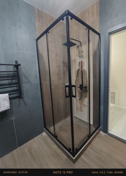 Dushavoy Kabenalar, Душавой кабина.