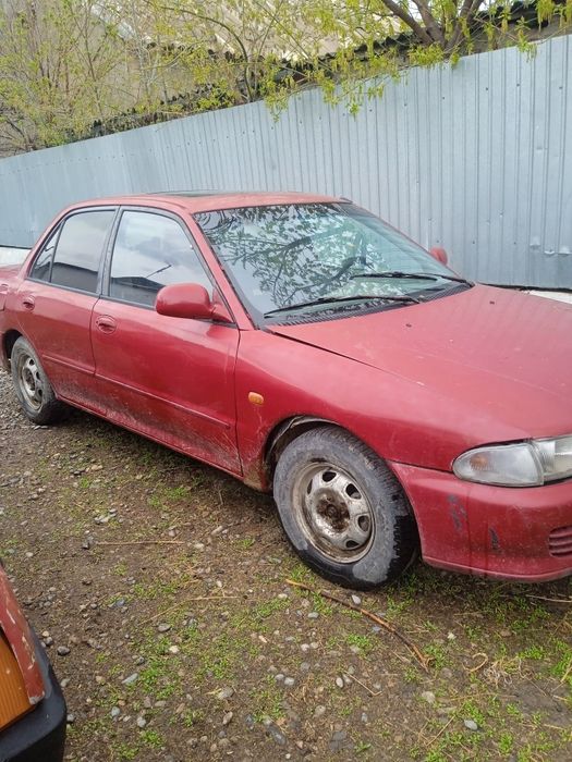 Продам Митсубиси Лансер 1994 год