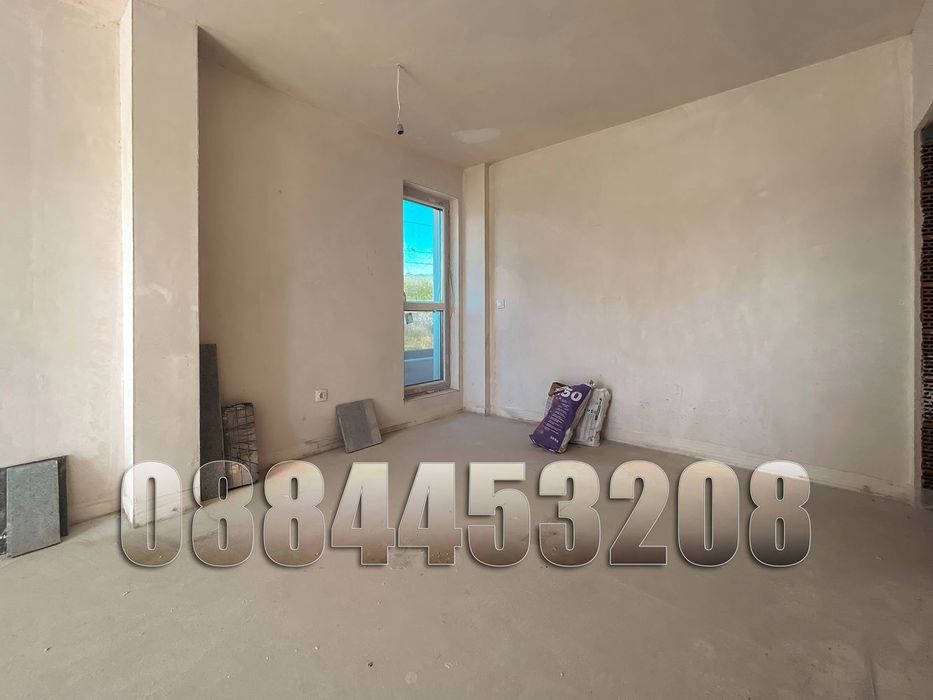 Продава се Двустаен апартамент в Варна, Левски - 79 кв.м за 1392 €/кв.м - Снимка #2