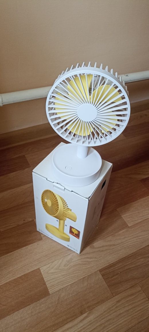 Продам настольный вентилятор