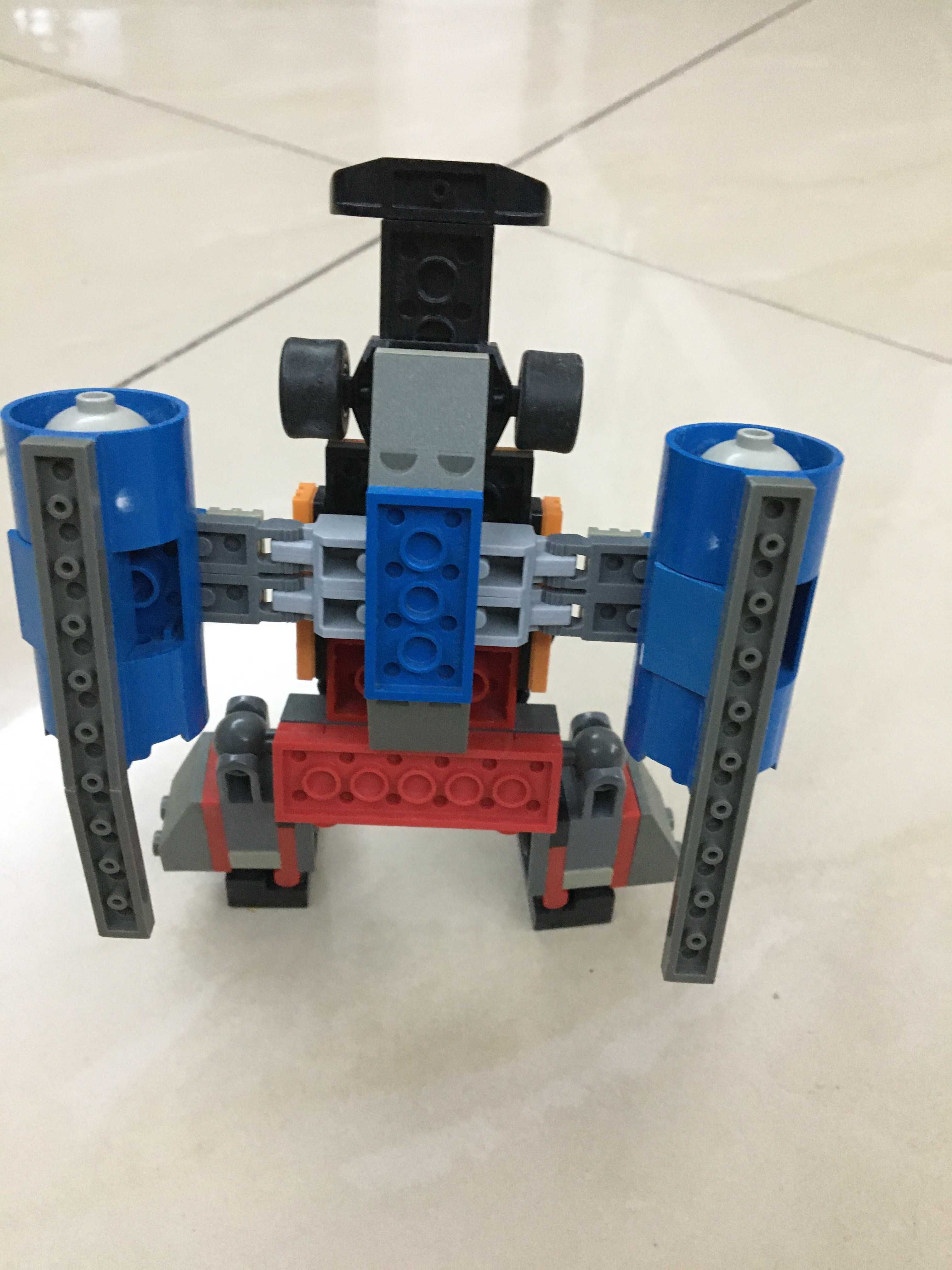 Lego Robot + cadou