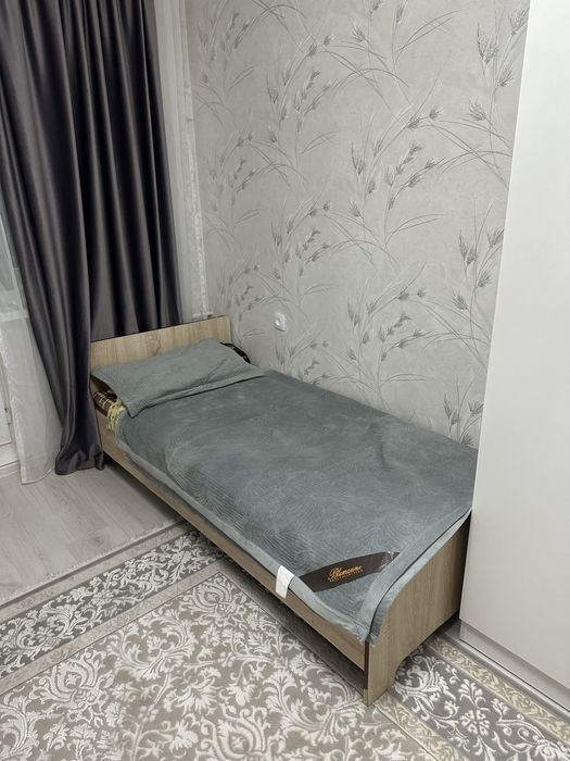 Кровать односпальная 90*200