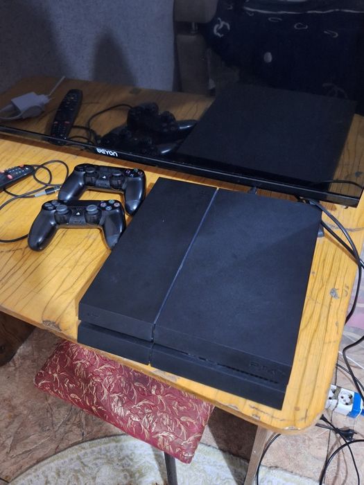 Playstation 4 fat