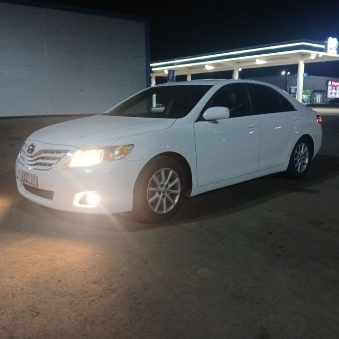 Тойота камри 45 2011