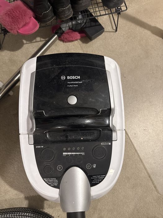 Aspirator Bosch AquaWash&Clean