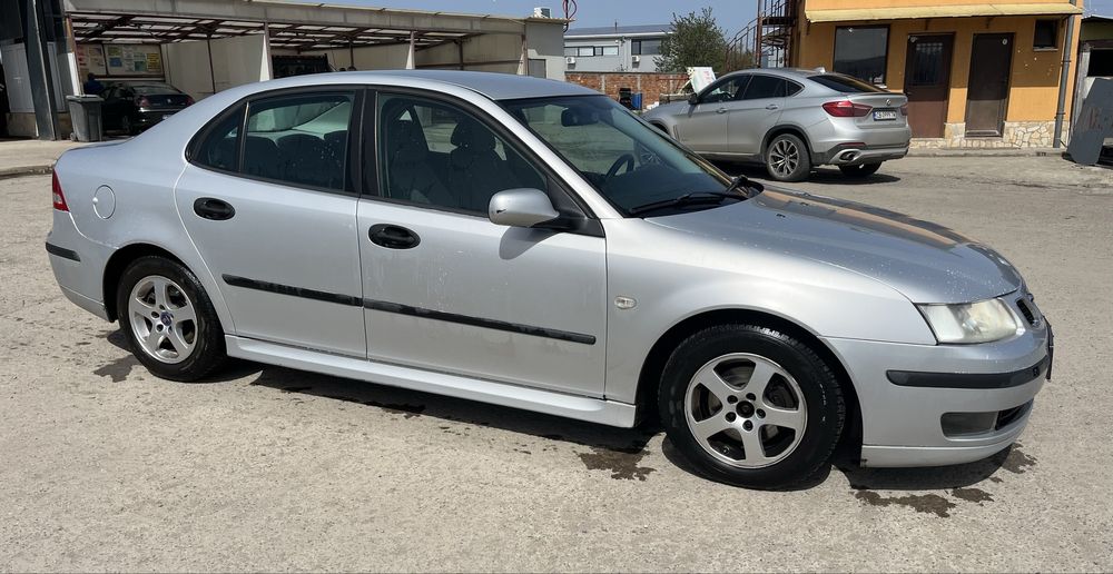 Продавам Сааб 93 2004 г, технически изправен в свижение