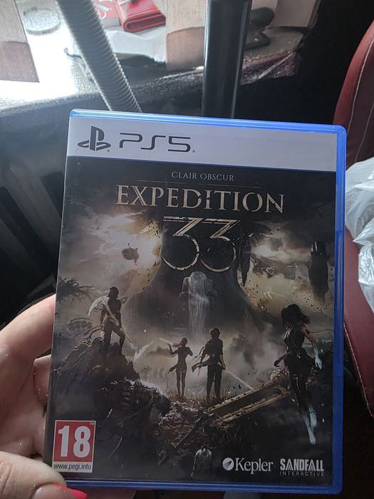 Продаю новую игру Экспедициия 33