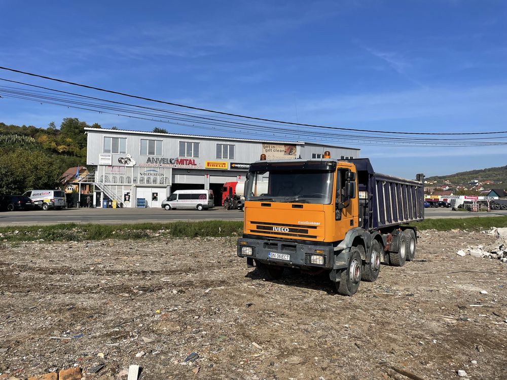 Iveco bascula 8x4