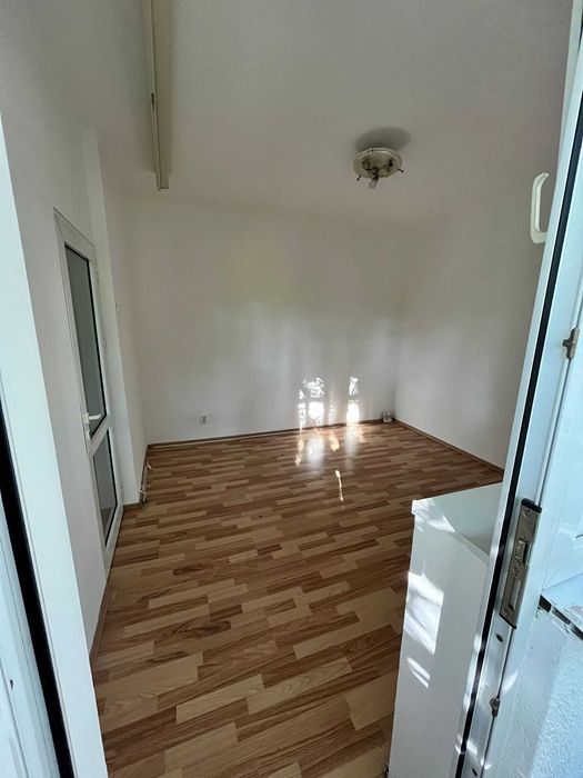 Garsonieră Baba Novac – langa metrou și parc