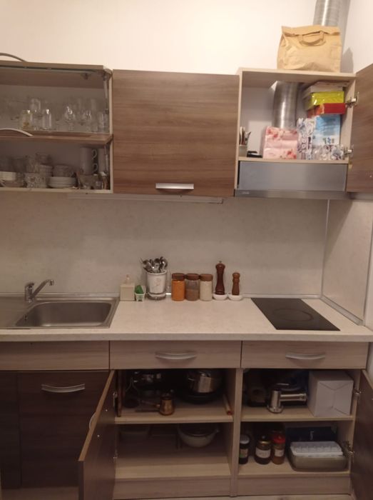 Готовая кухня  с техникой