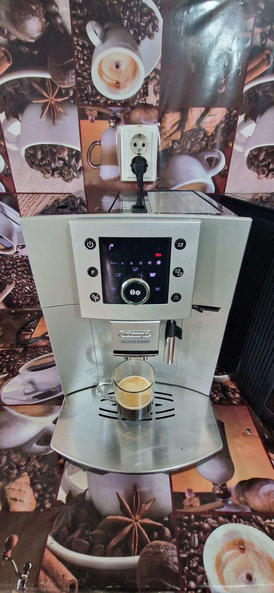 Expresor cafea Delonghi Perfecta