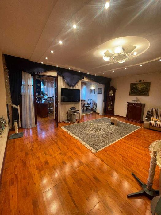 Дархан Совминка 3/5/6 120м2 Срочно