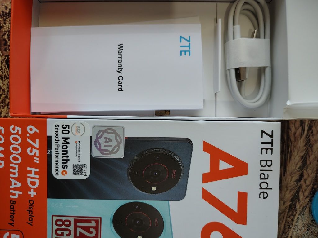 Гаранционен смартфон ZTE Bleid А76 4+4/128