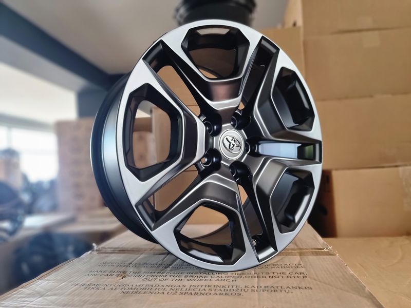 18цола Toyota,Тойота 5x114.3